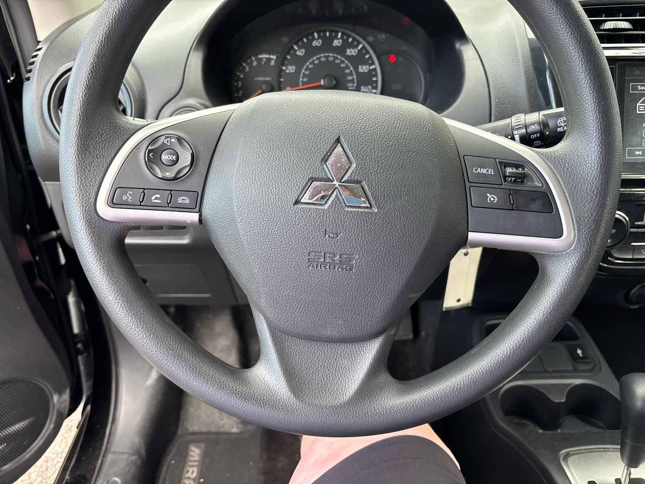 Mitsubishi Mirage ES CVT 2024