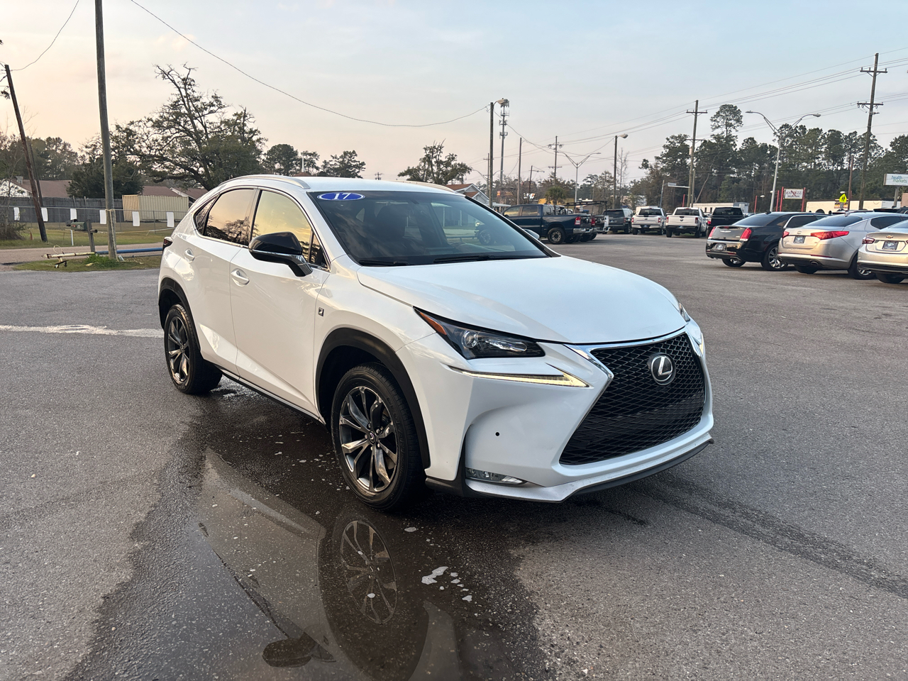 Lexus NX 200t FWD 2017