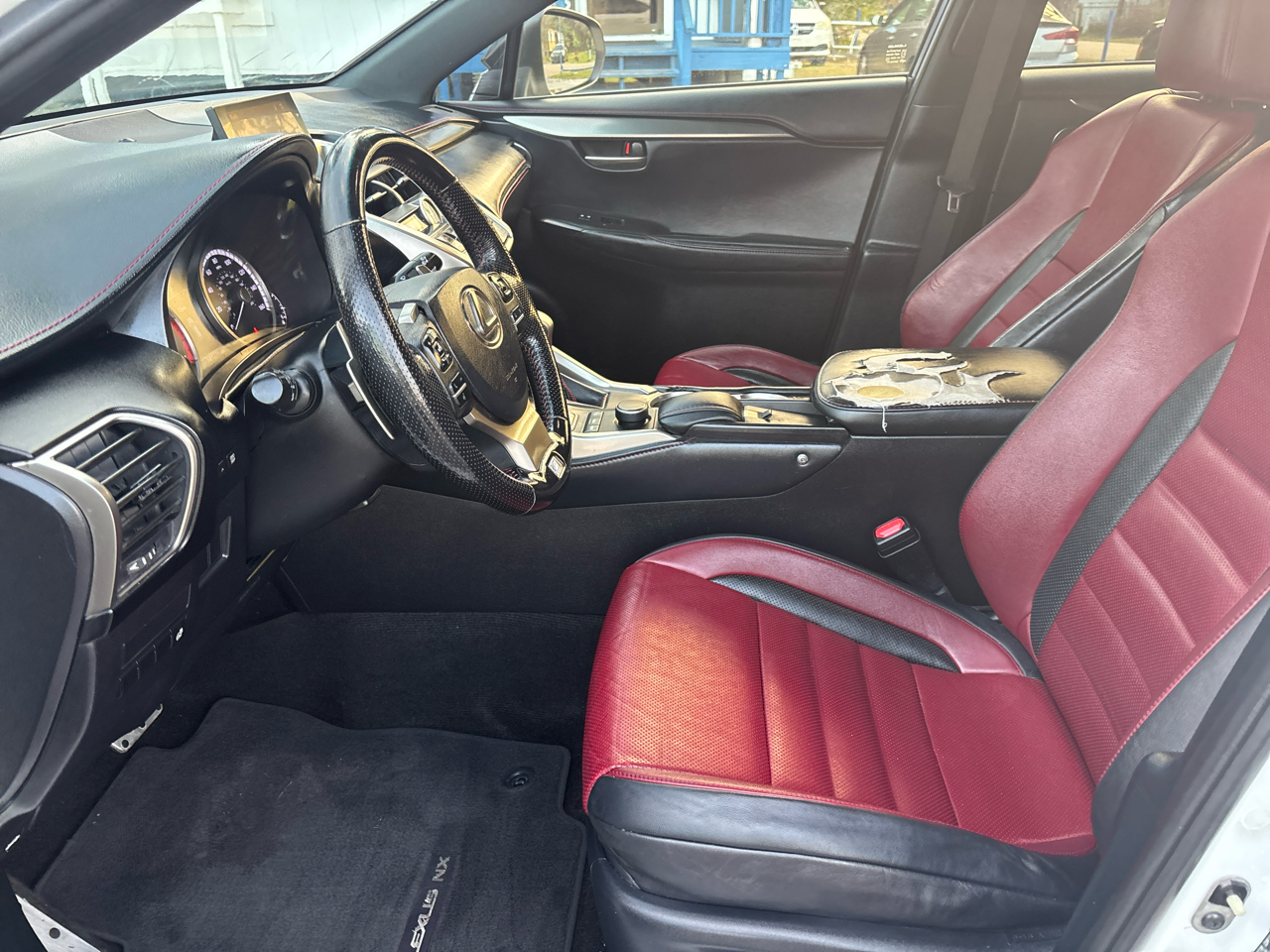 Lexus NX 200t FWD 2017