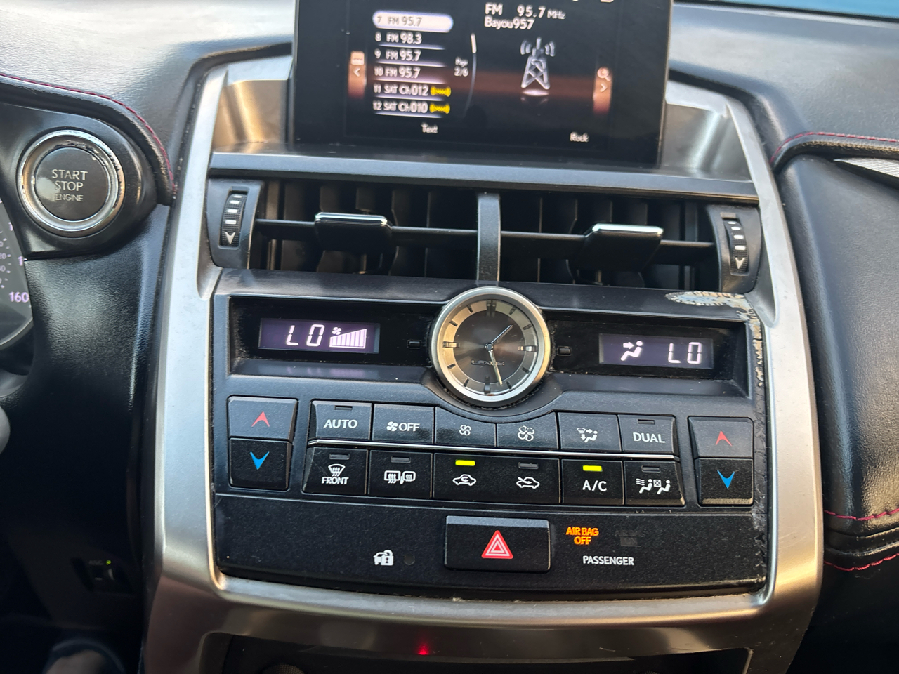 Lexus NX 200t FWD 2017