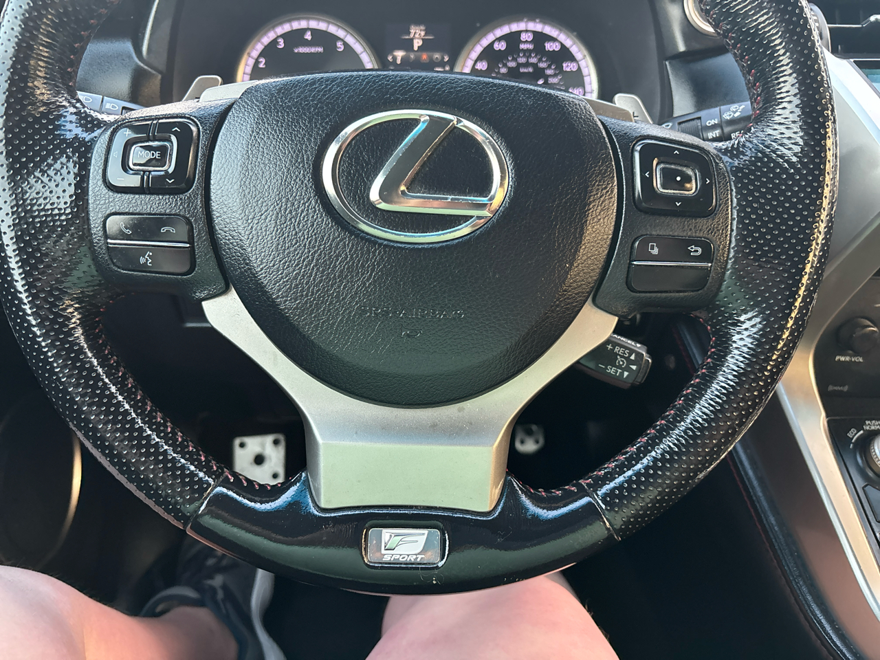 Lexus NX 200t FWD 2017