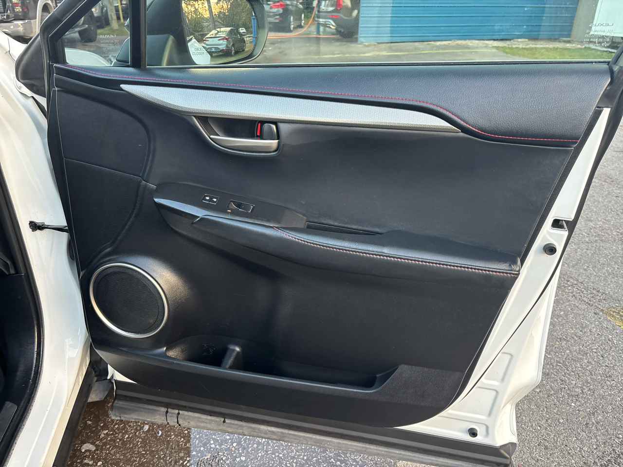 Lexus NX 200t FWD 2017