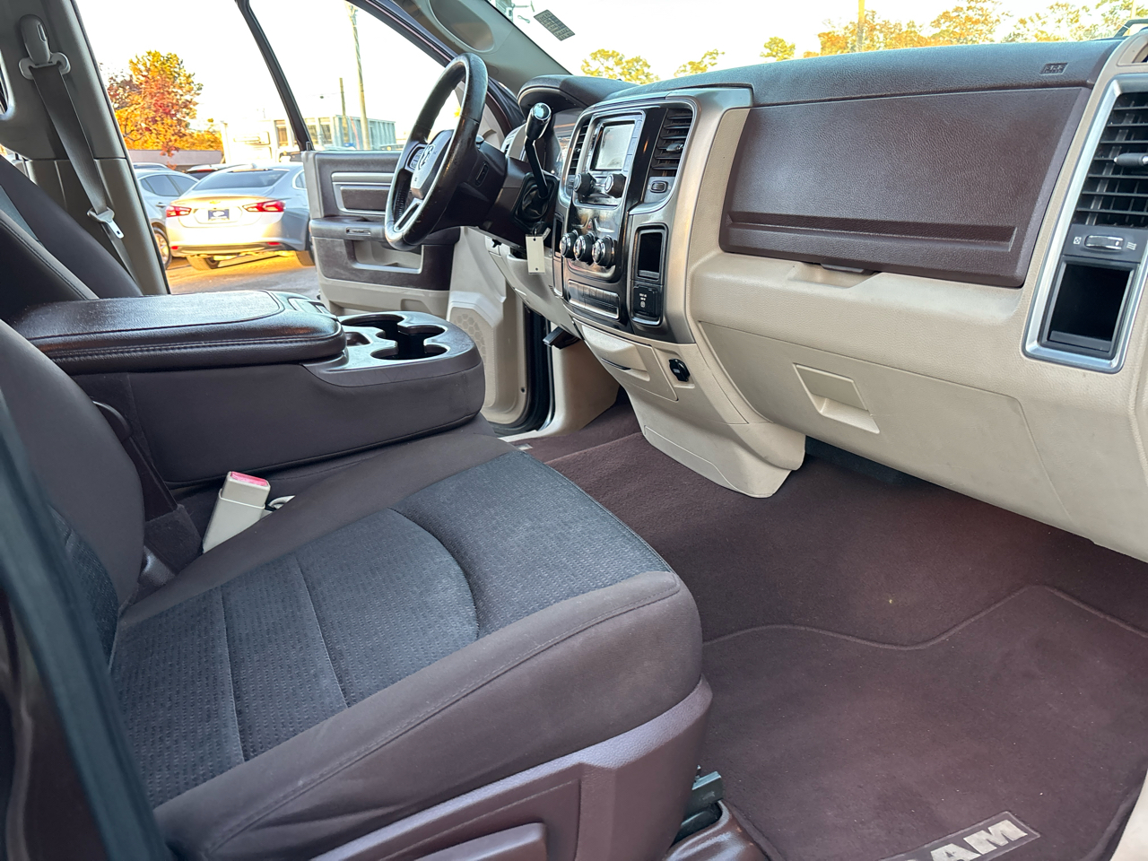 RAM 1500 SLT Quad Cab 2WD 2013