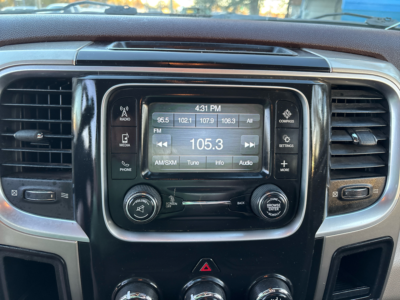 RAM 1500 SLT Quad Cab 2WD 2013