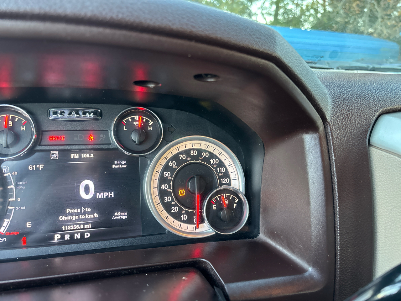 RAM 1500 SLT Quad Cab 2WD 2013