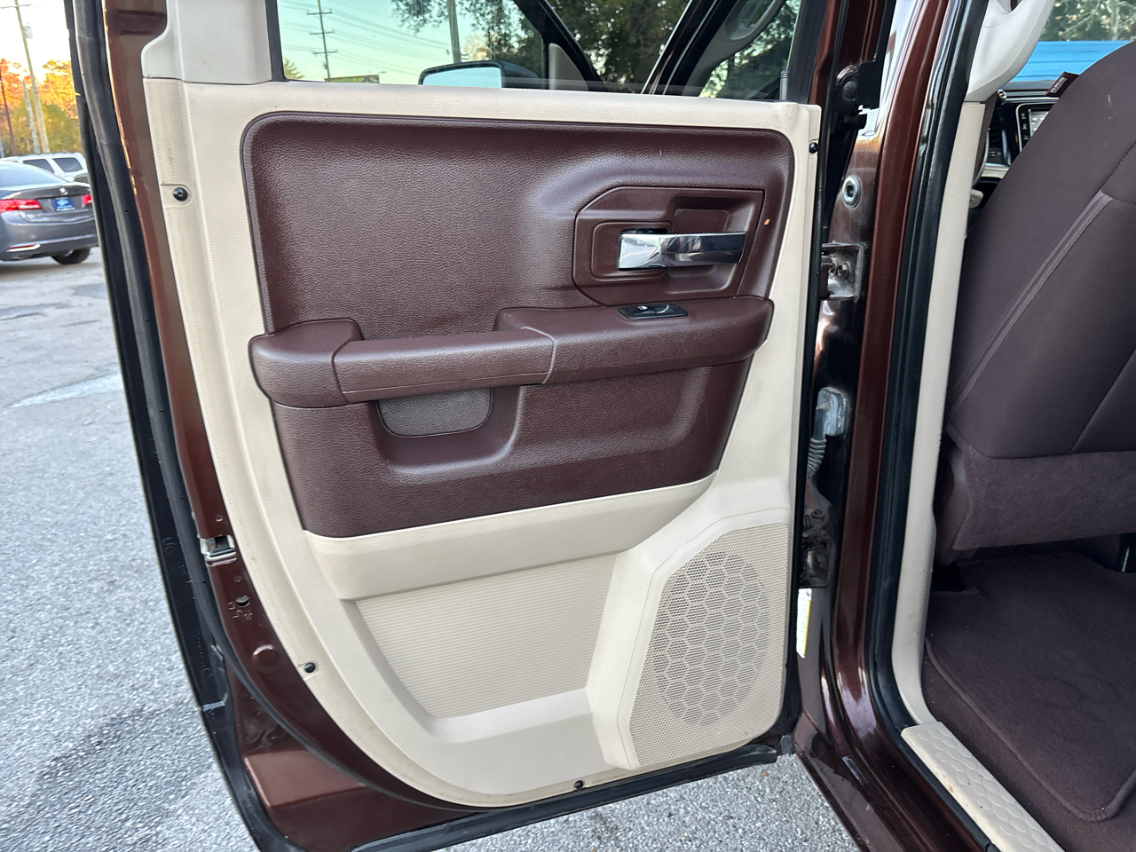 RAM 1500 SLT Quad Cab 2WD 2013