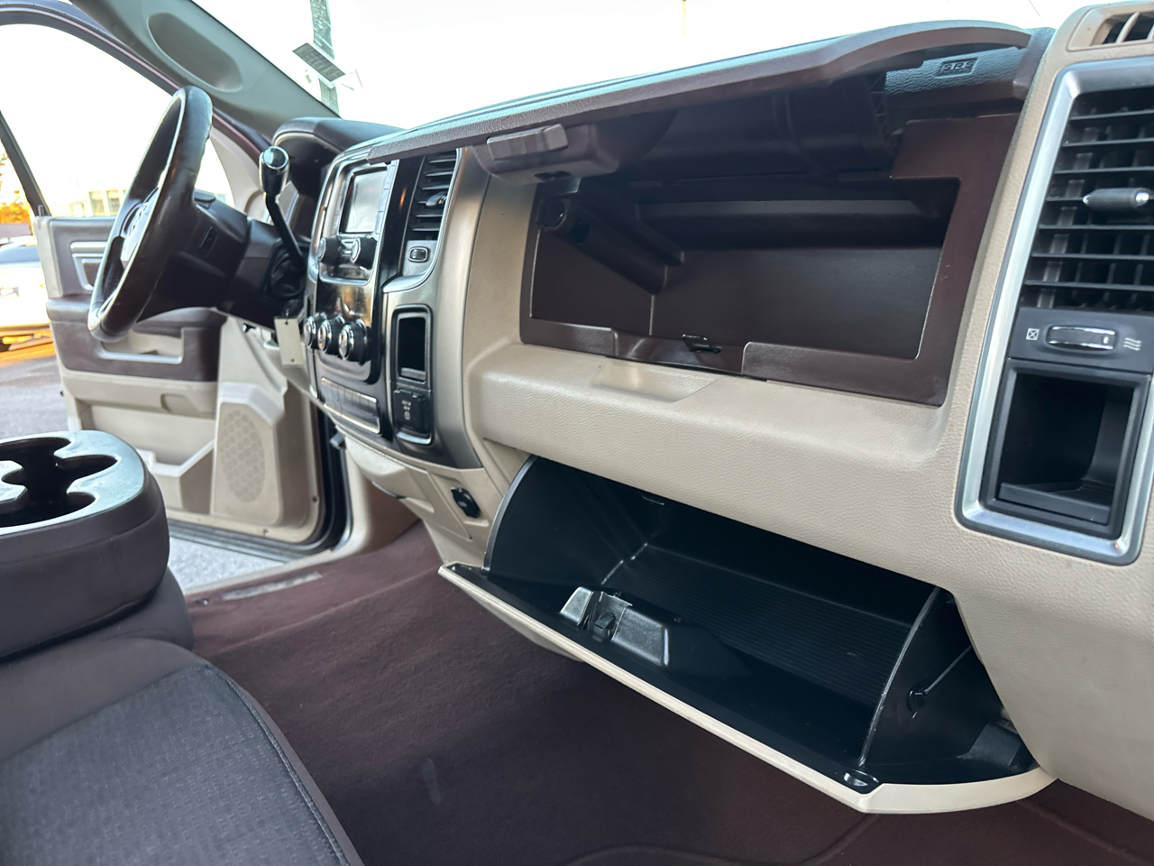 RAM 1500 SLT Quad Cab 2WD 2013