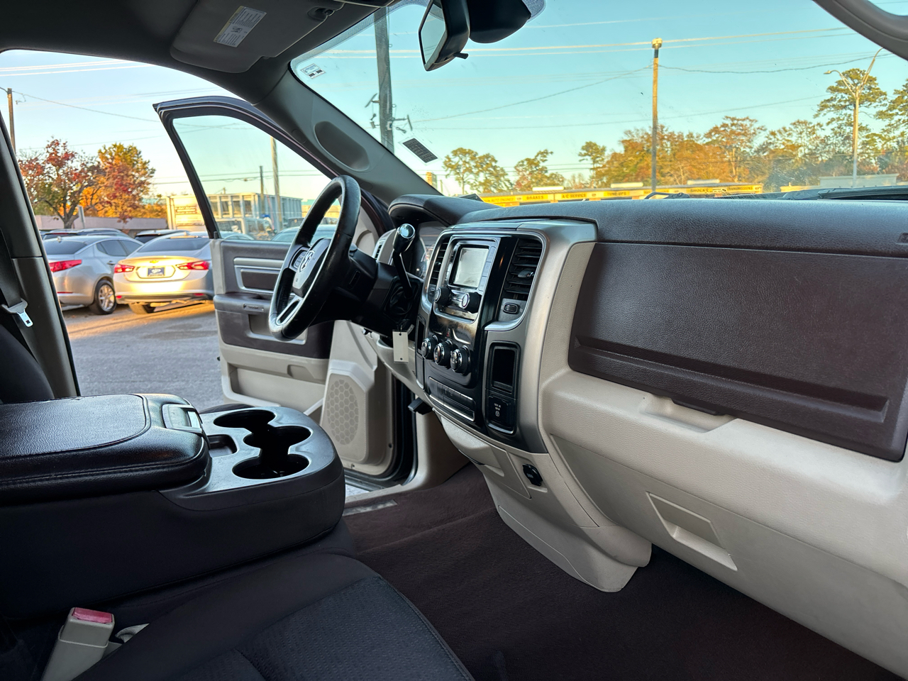 RAM 1500 SLT Quad Cab 2WD 2013