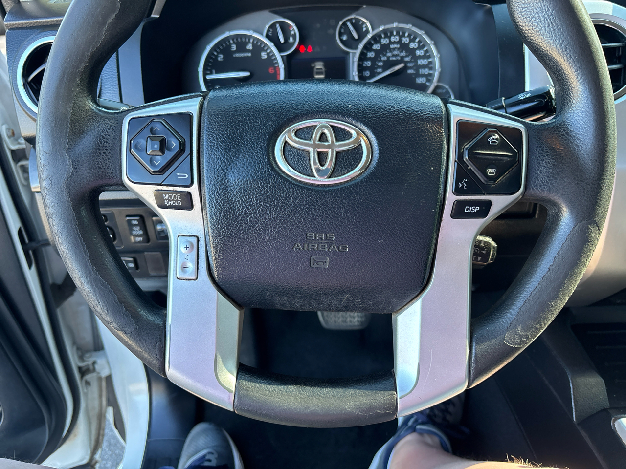 Toyota Tundra SR5 4.6L V8 Double Cab 2WD 2014