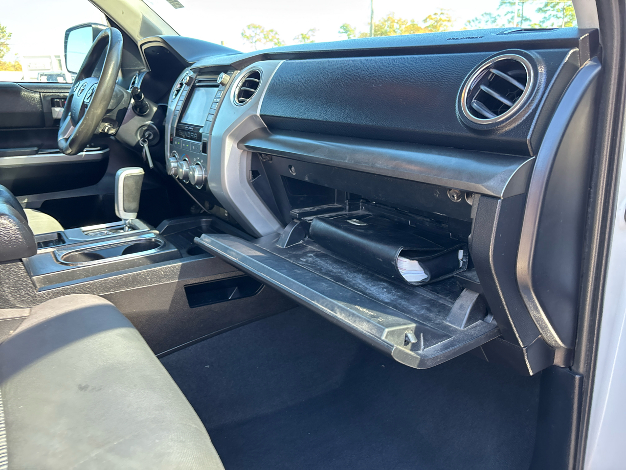 Toyota Tundra SR5 4.6L V8 Double Cab 2WD 2014