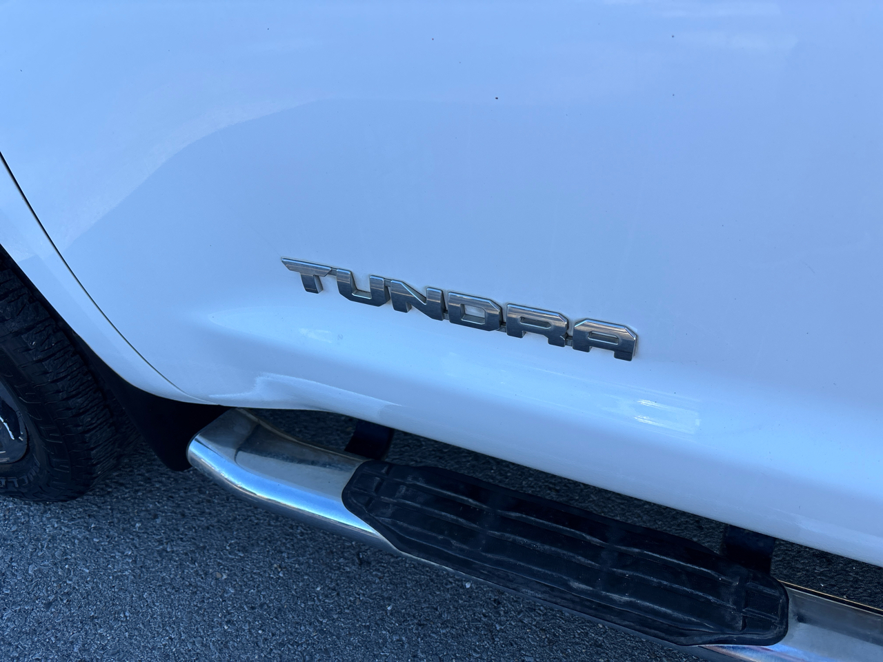 Toyota Tundra SR5 4.6L V8 Double Cab 2WD 2014