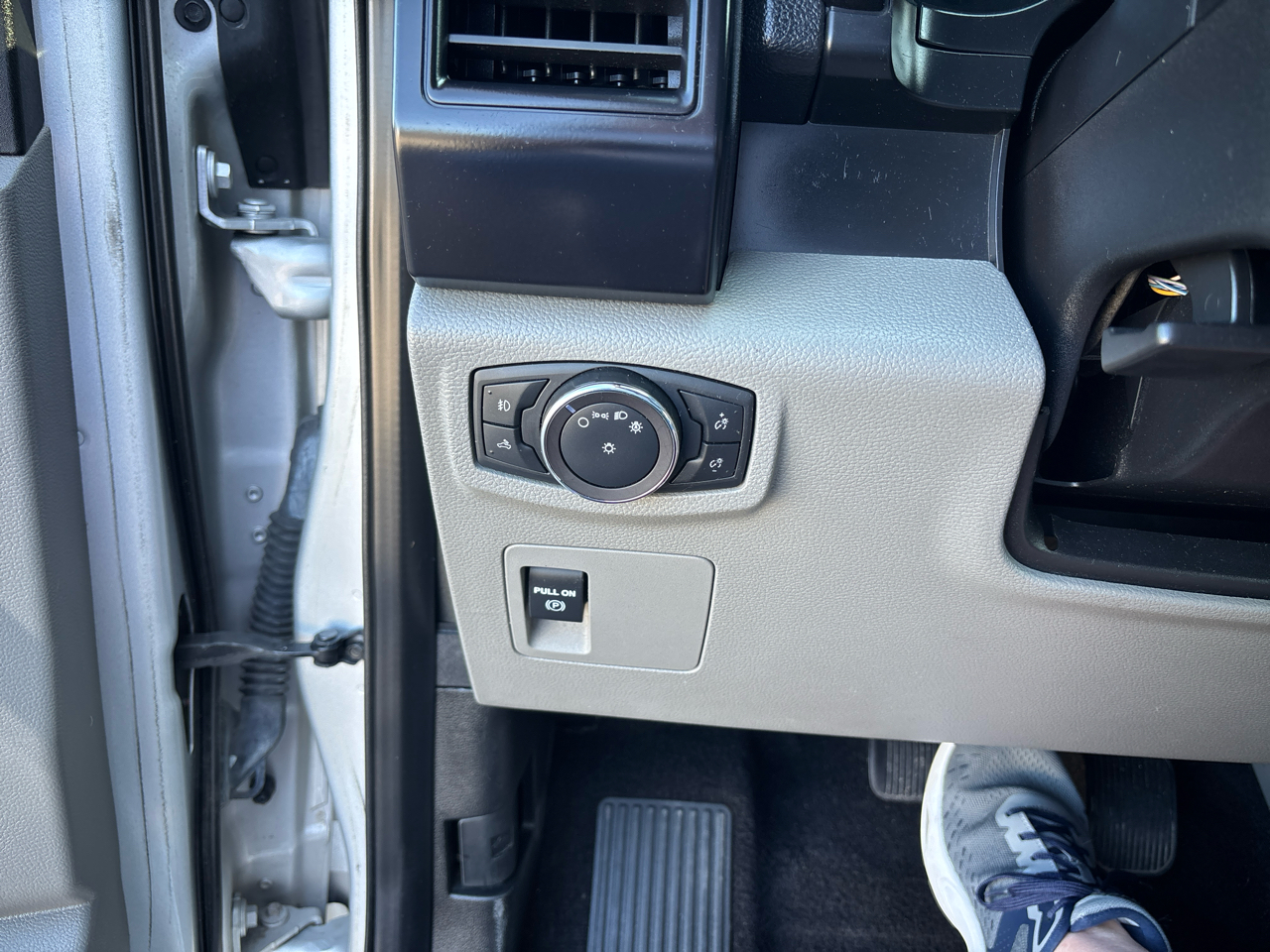 Ford F-150 XL SuperCrew 5.5-ft. Bed 2WD 2019