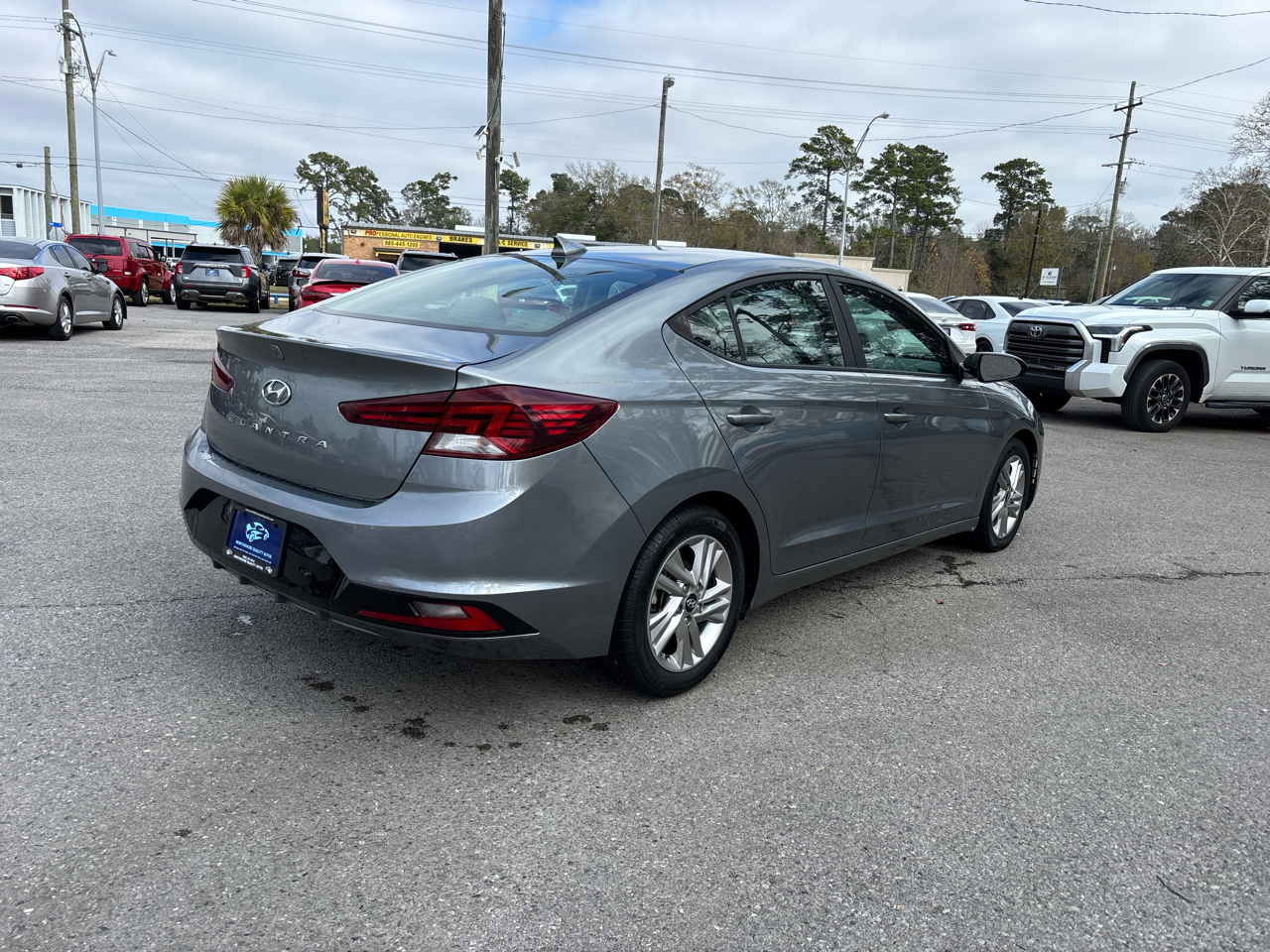 Hyundai Elantra Limited 2019