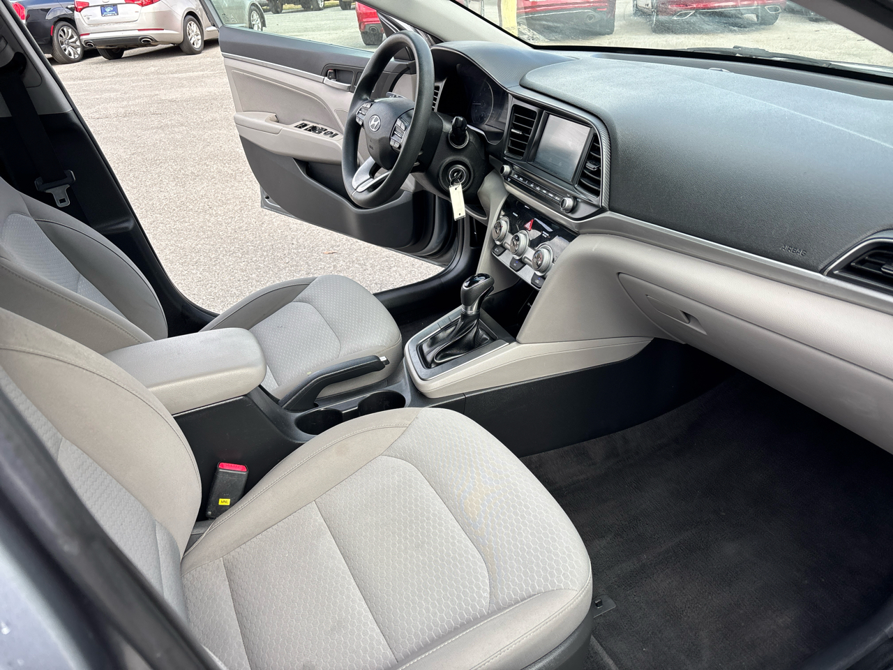 Hyundai Elantra Limited 2019