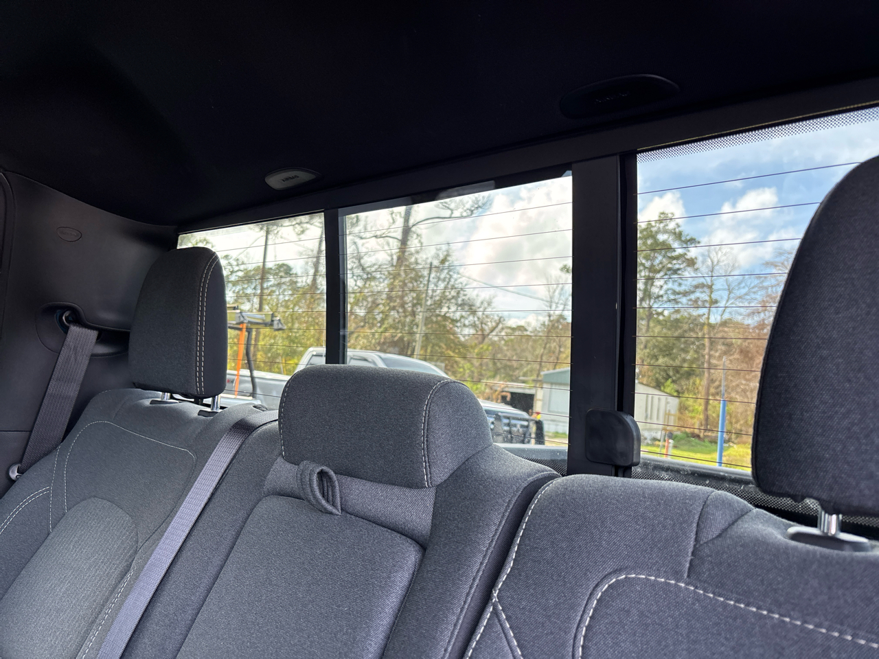 RAM 1500 Big Horn Crew Cab SWB 4WD 2022