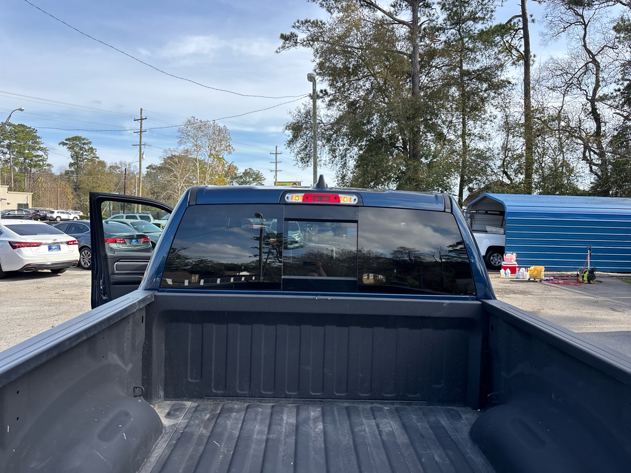 RAM 1500 Big Horn Crew Cab SWB 4WD 2022