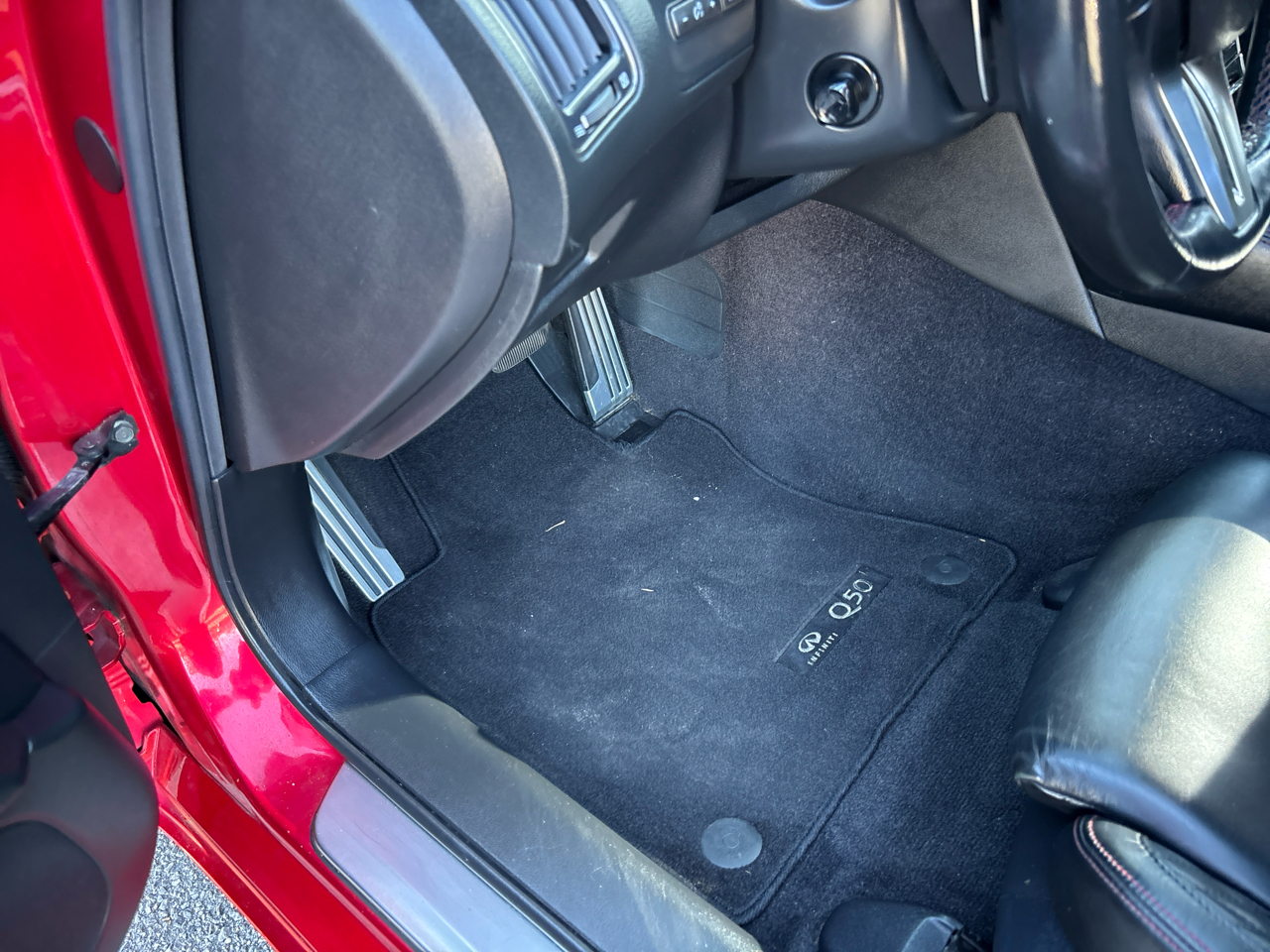 Infiniti Q50 Red Sport 400 2018