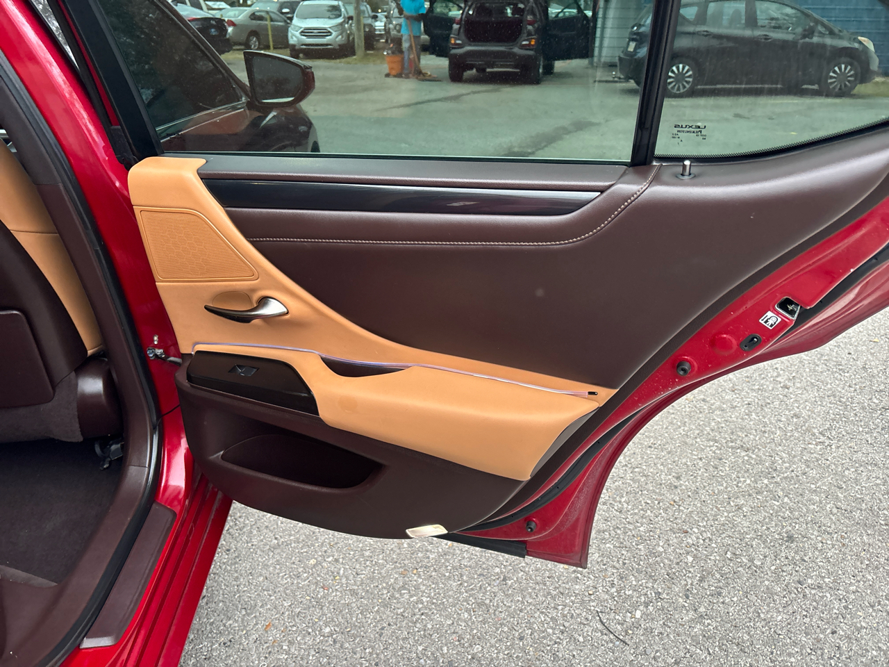 Lexus ES 350 Luxury 2019