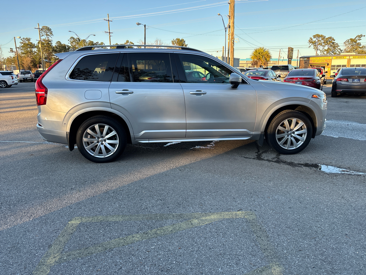 Volvo XC90 T6 Momentum AWD 2018