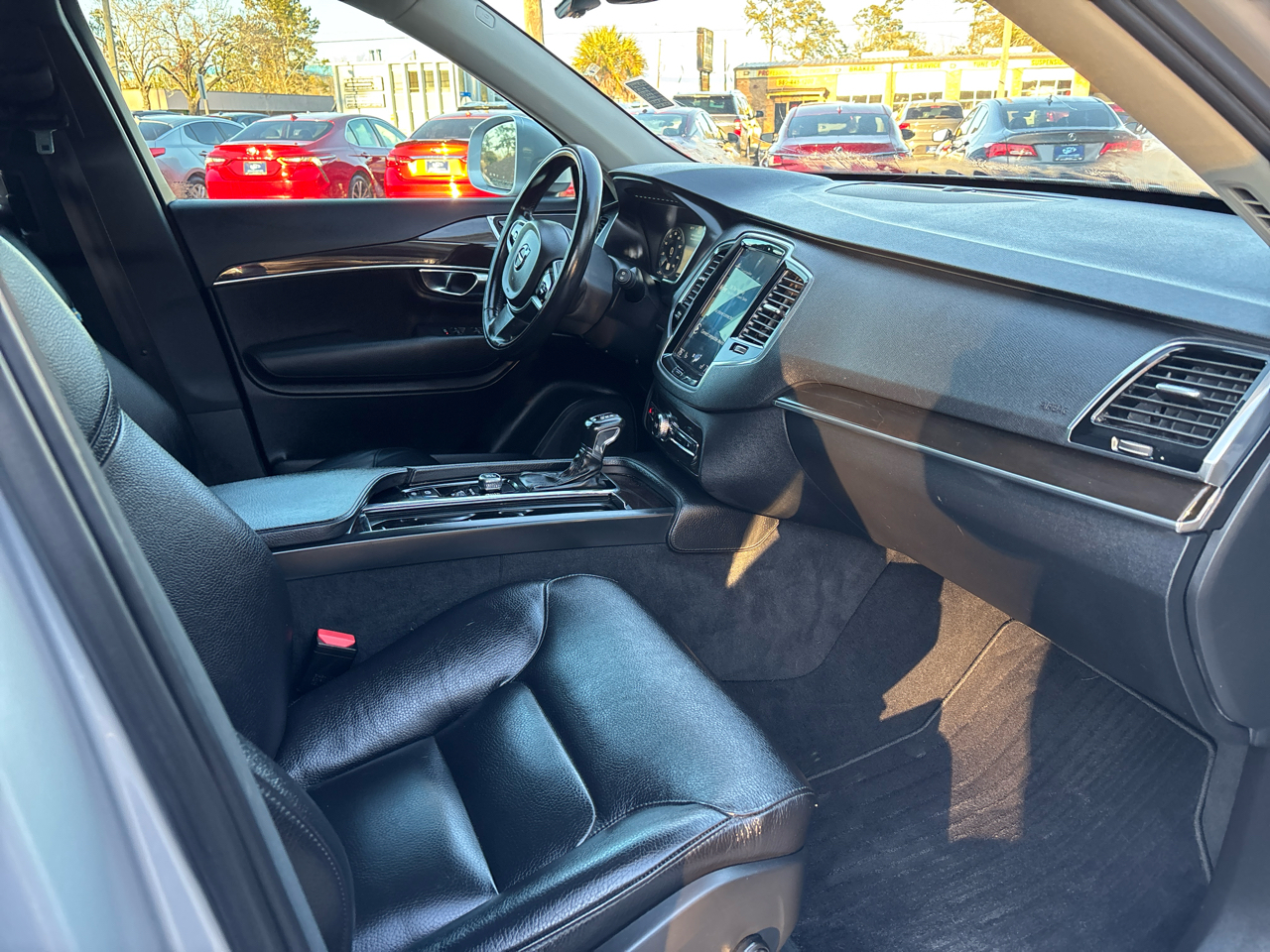 Volvo XC90 T6 Momentum AWD 2018