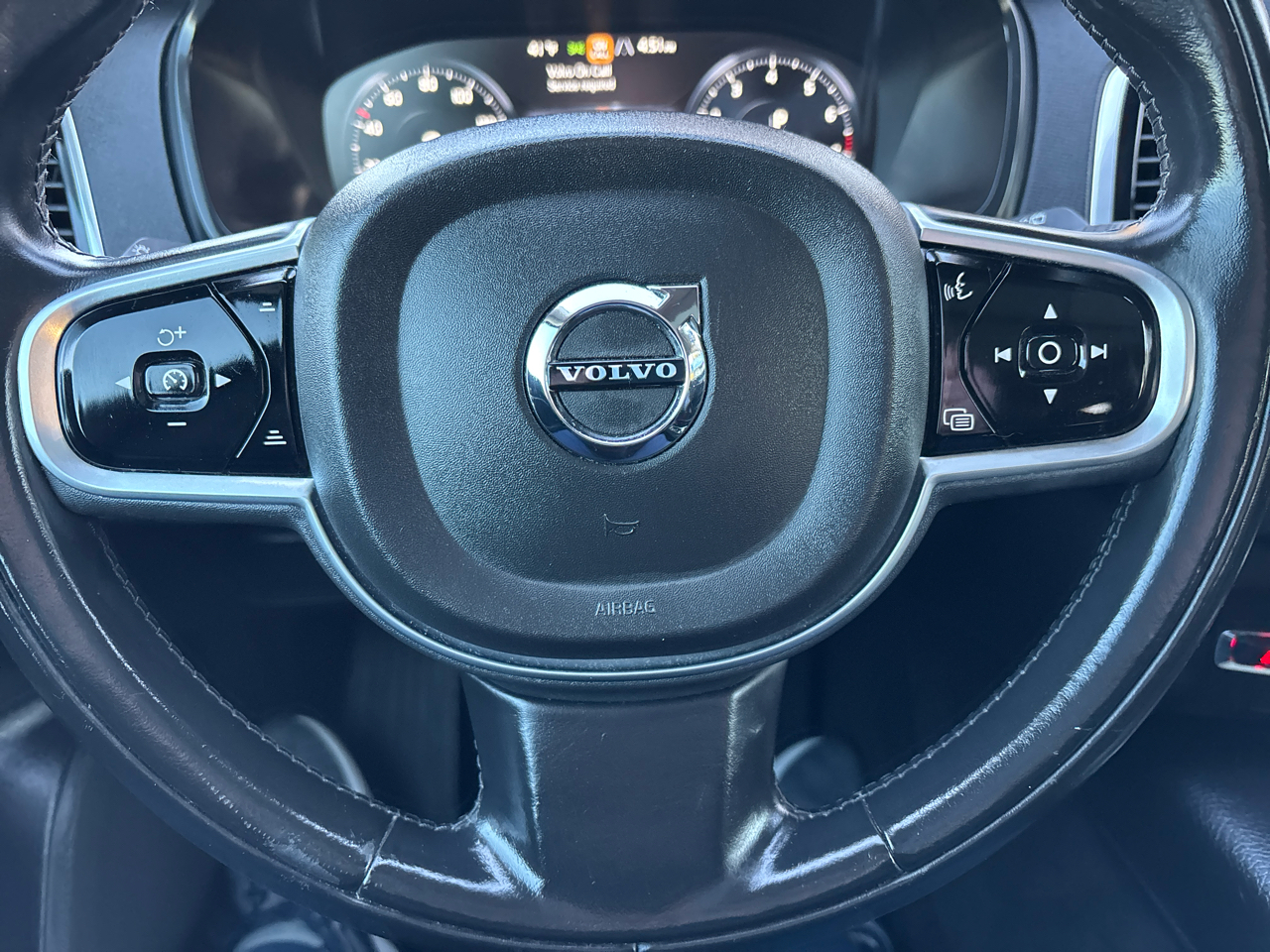 Volvo XC90 T6 Momentum AWD 2018