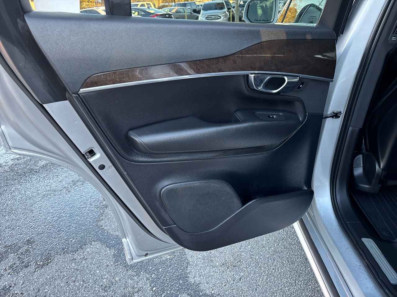 Volvo XC90 T6 Momentum AWD 2018