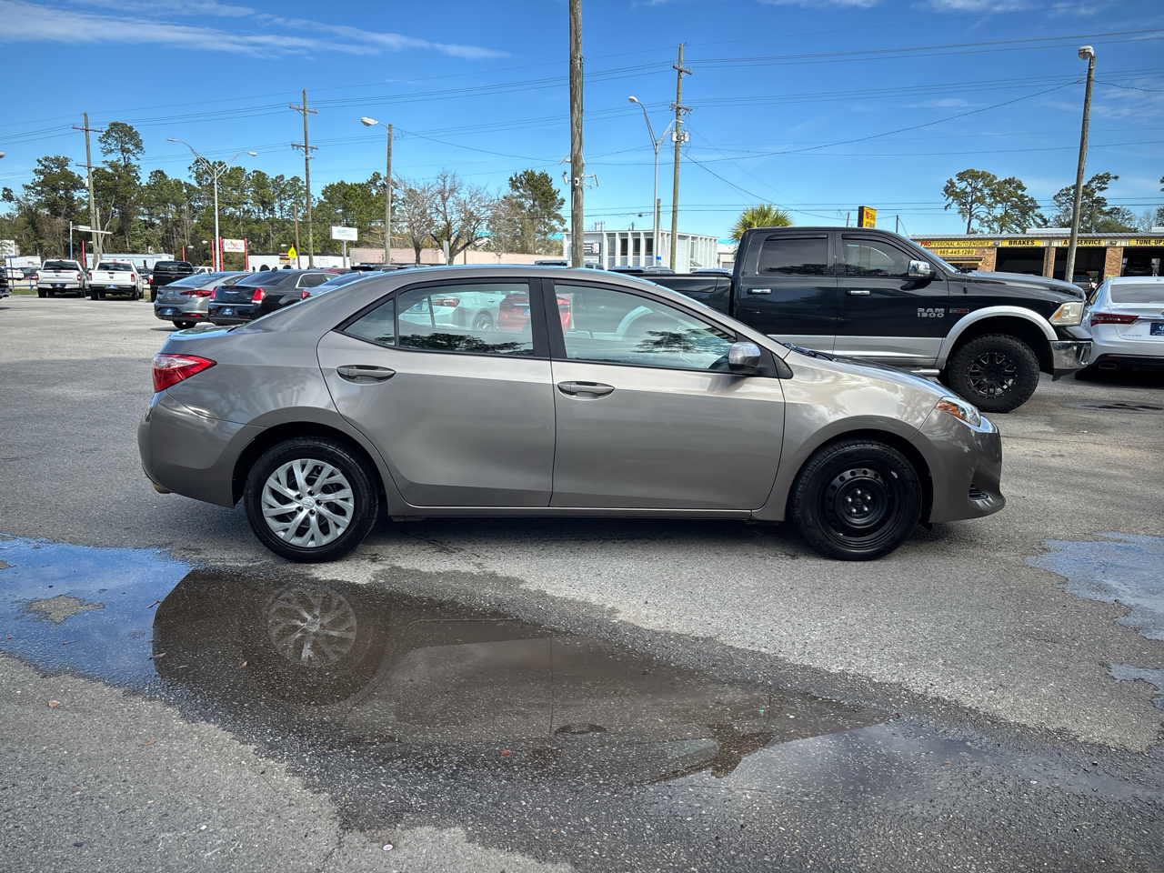 Toyota Corolla LE CVT 2017