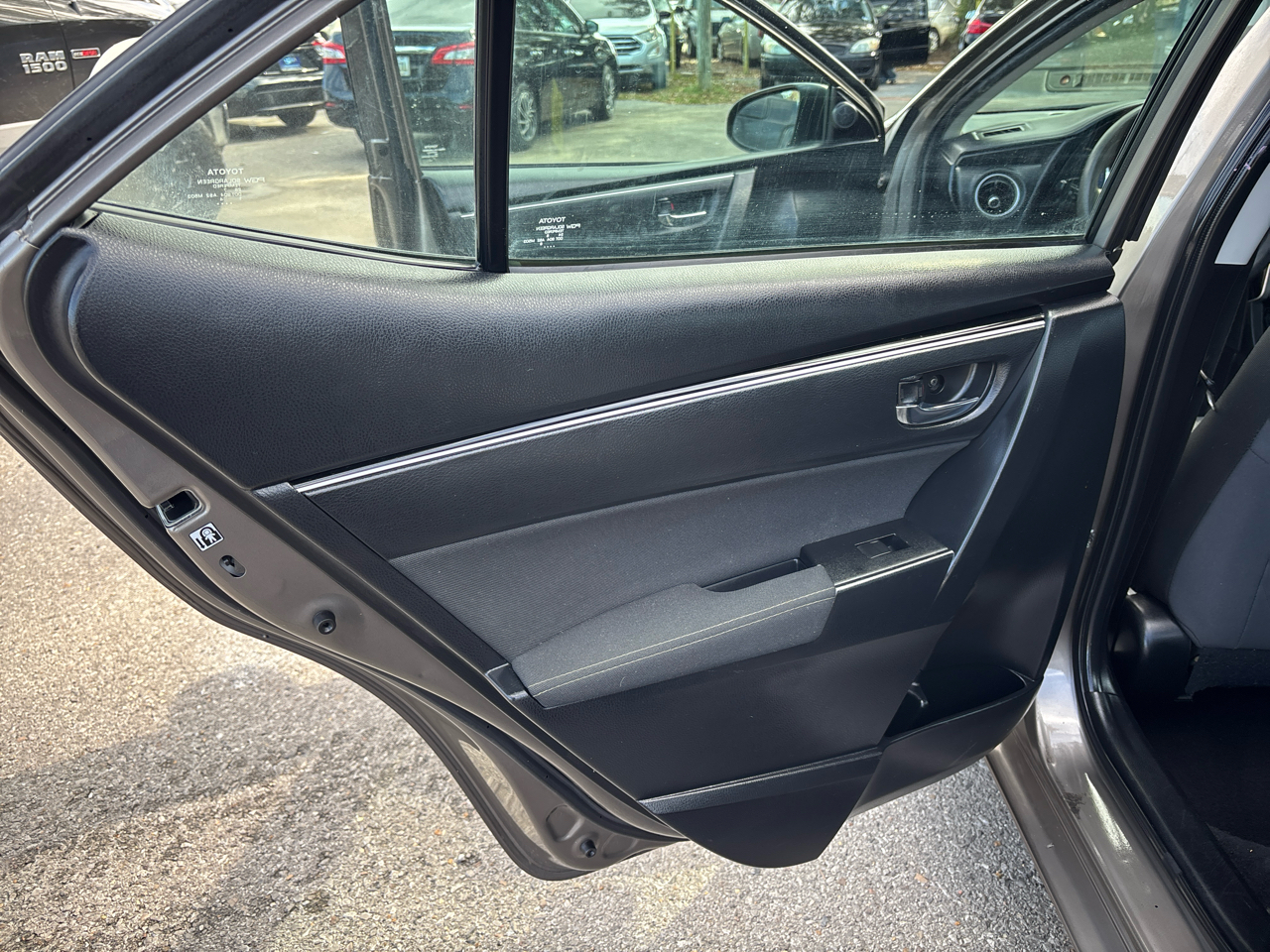 Toyota Corolla LE CVT 2017