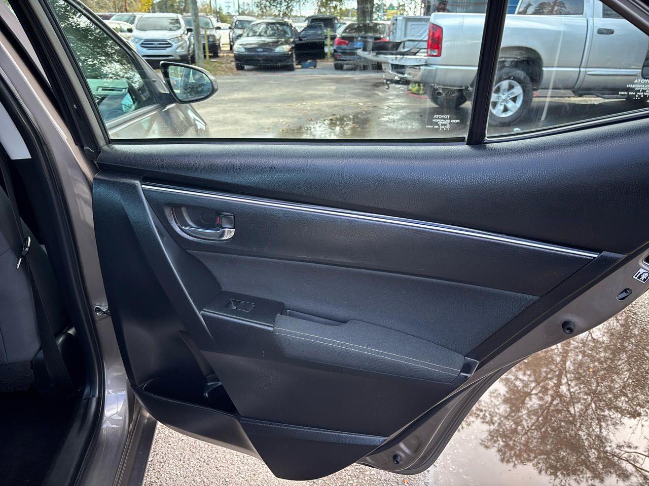 Toyota Corolla LE CVT 2017