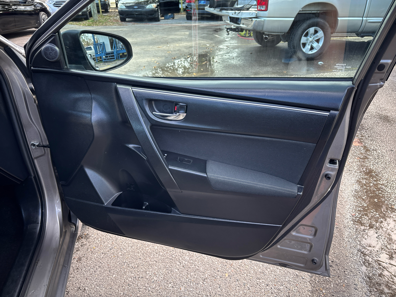 Toyota Corolla LE CVT 2017