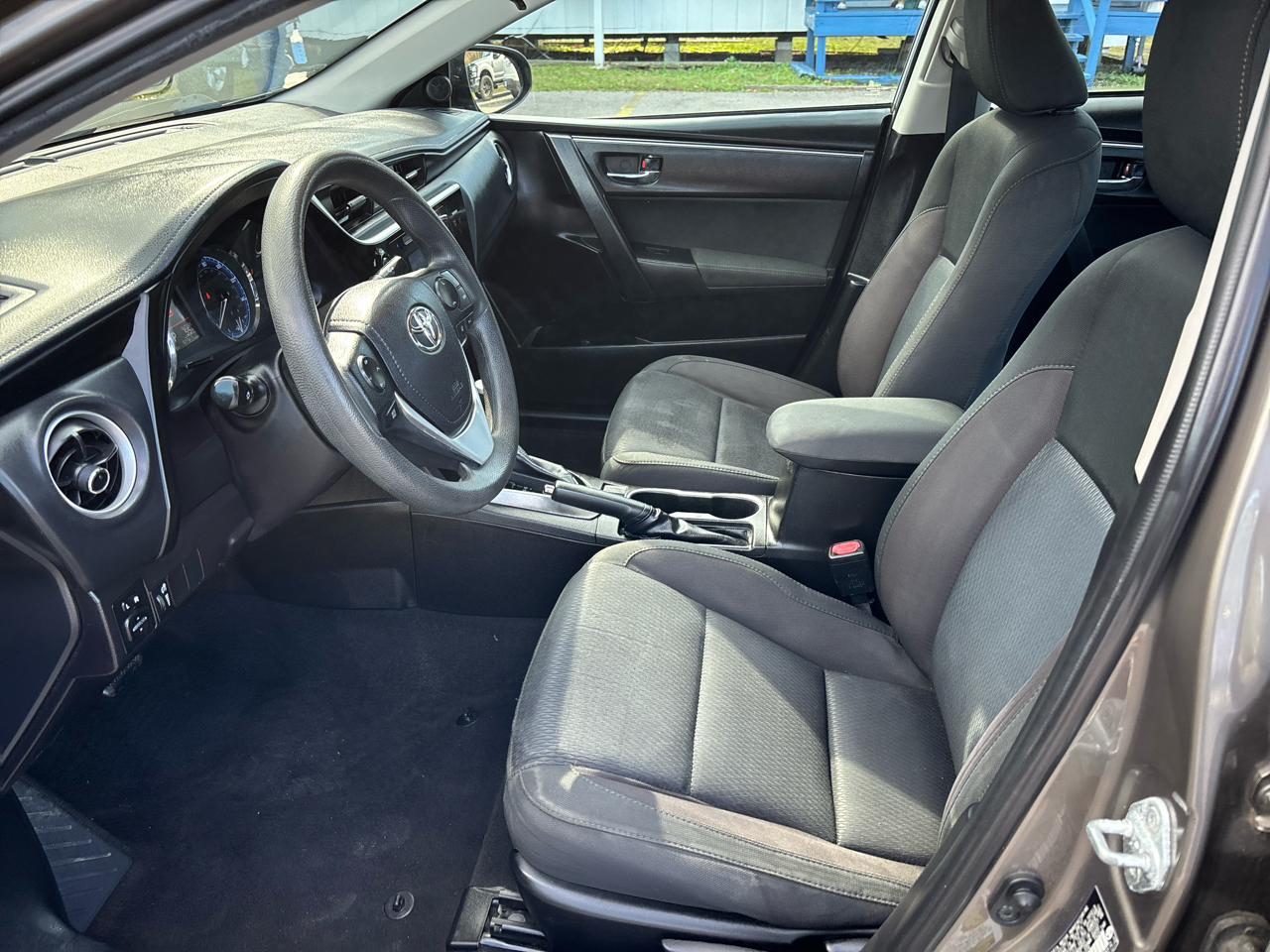 Toyota Corolla LE CVT 2017