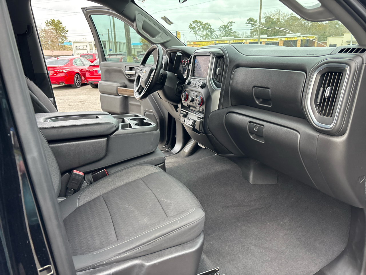 Chevrolet Silverado 1500 LT Crew Cab 2WD 2020