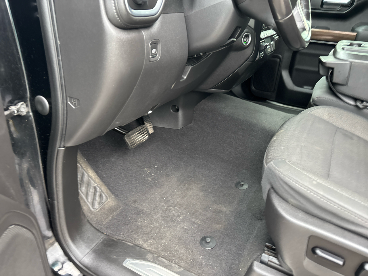 Chevrolet Silverado 1500 LT Crew Cab 2WD 2020