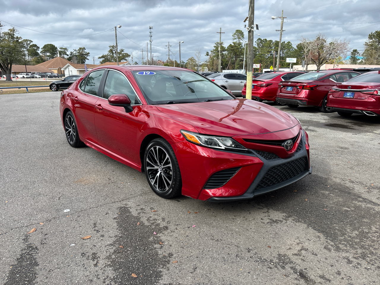 Toyota Camry SE 2019