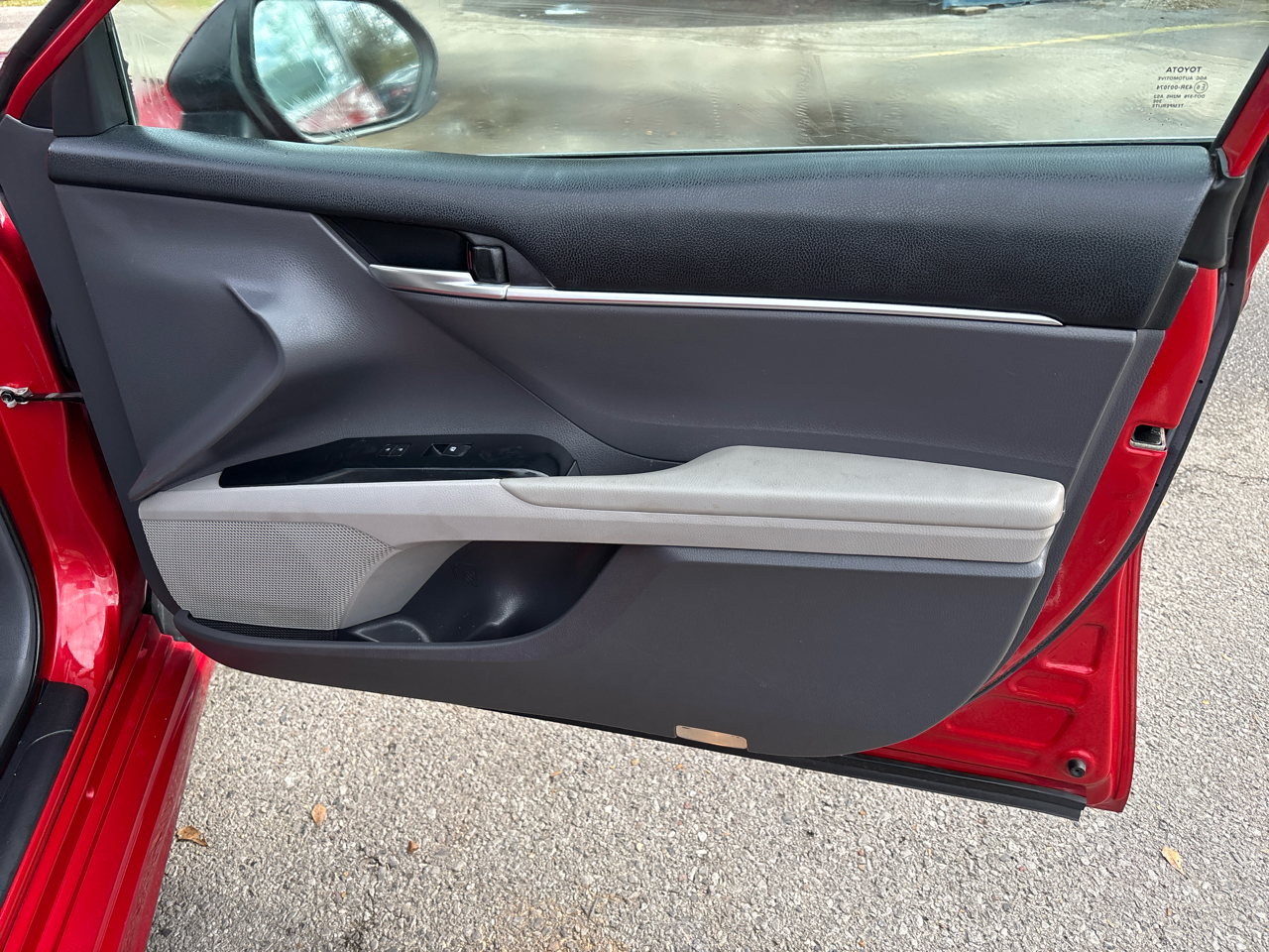 Toyota Camry SE 2019