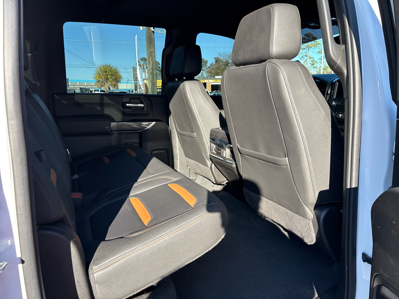 GMC Sierra 2500HD AT4 Crew Cab 4WD 2022