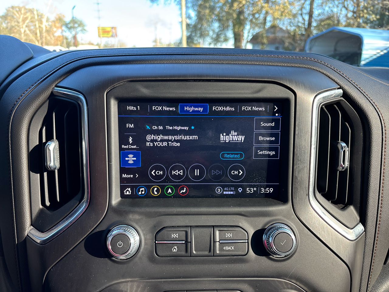 GMC Sierra 2500HD AT4 Crew Cab 4WD 2022