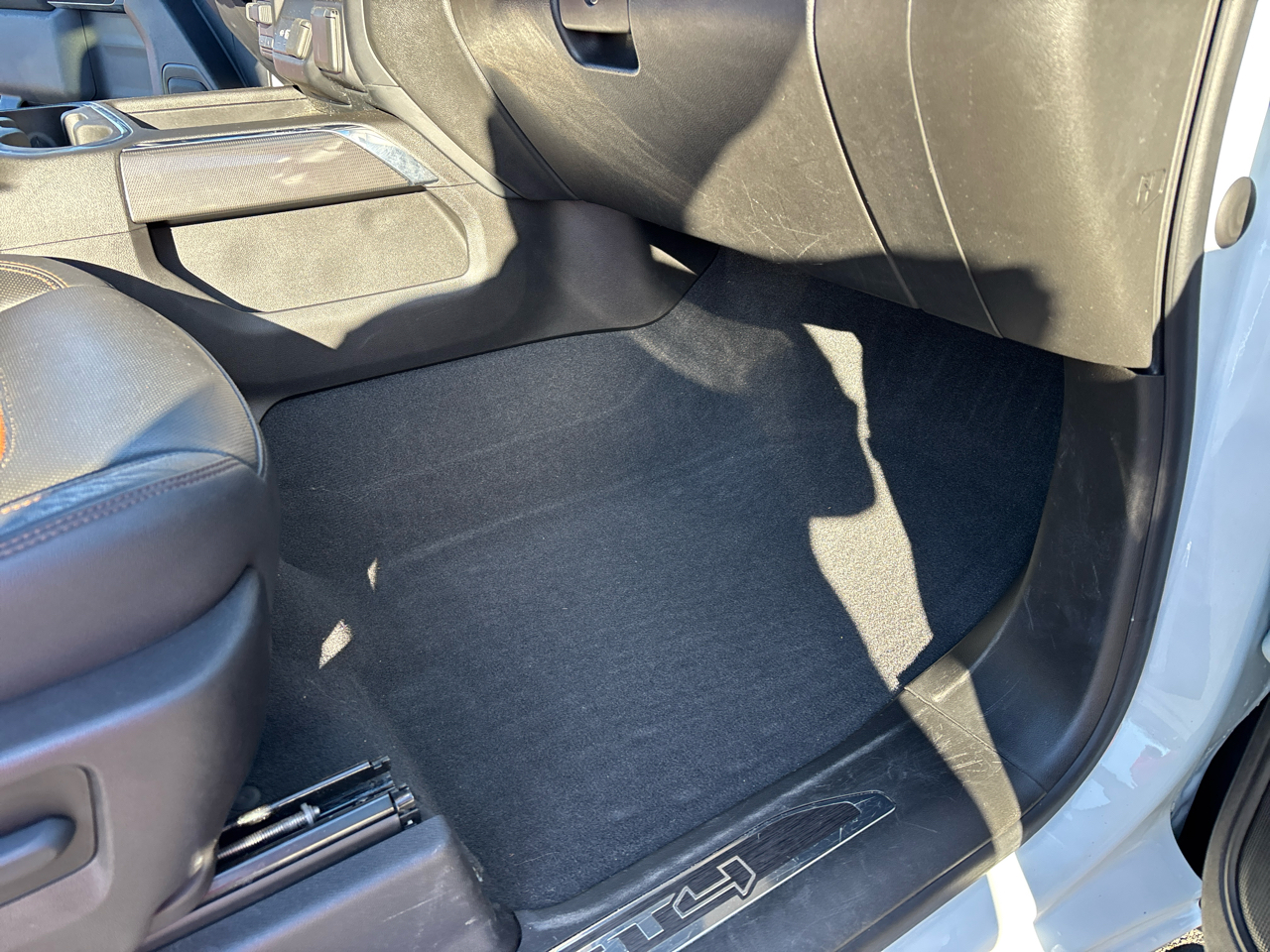 GMC Sierra 2500HD AT4 Crew Cab 4WD 2022