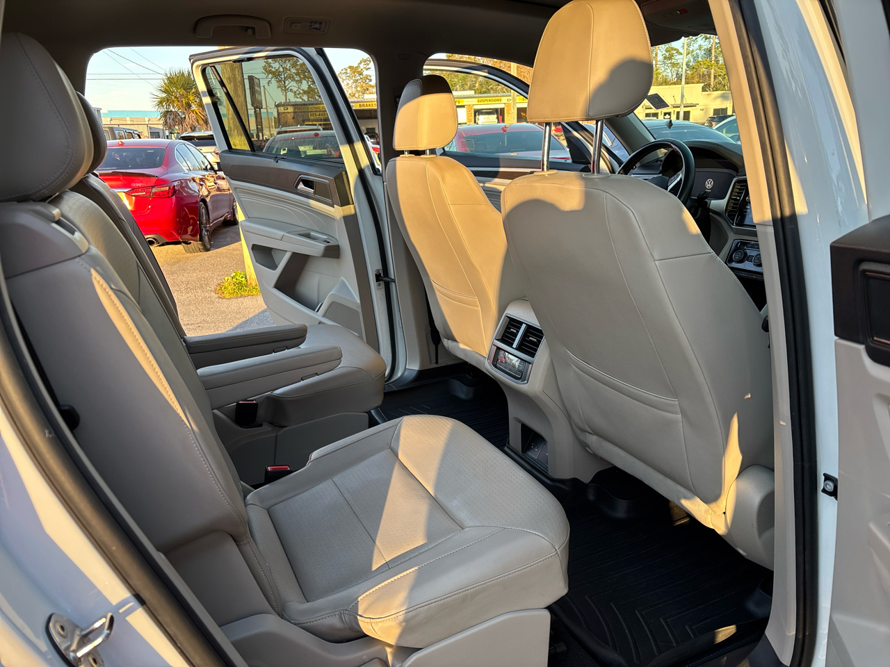 Volkswagen Atlas V6 SE w/Technology 2022