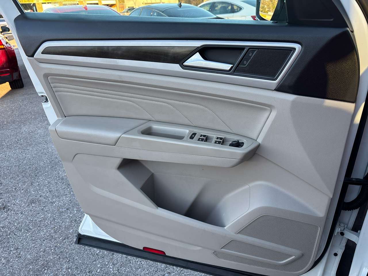 Volkswagen Atlas V6 SE w/Technology 2022