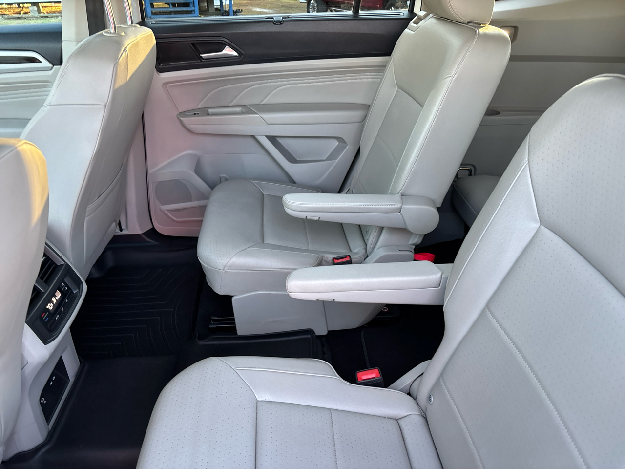 Volkswagen Atlas V6 SE w/Technology 2022