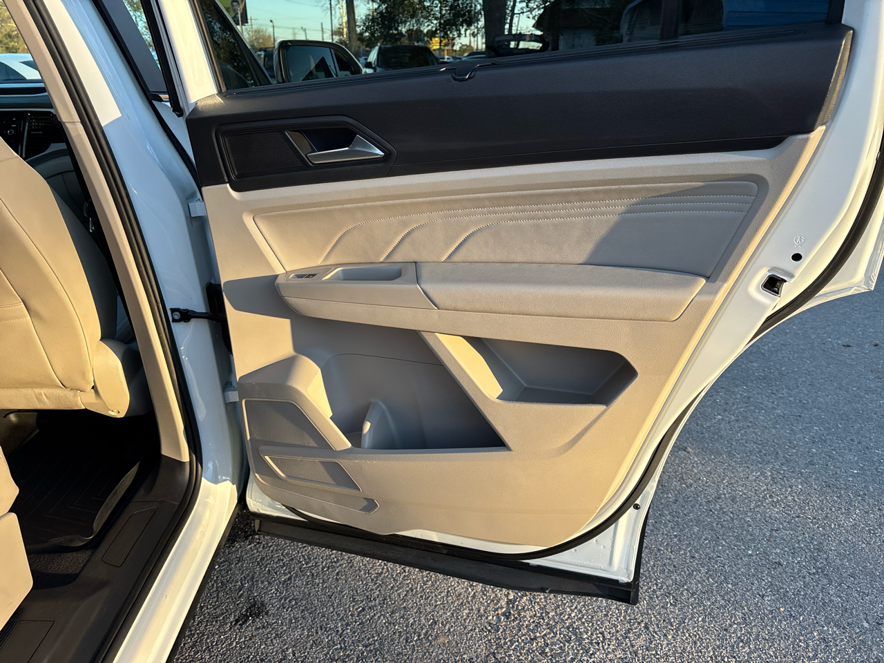 Volkswagen Atlas V6 SE w/Technology 2022