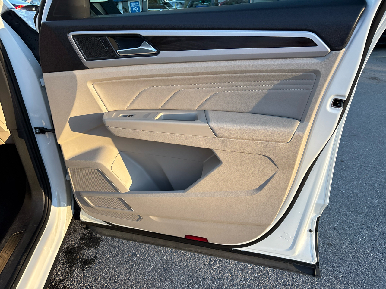 Volkswagen Atlas V6 SE w/Technology 2022