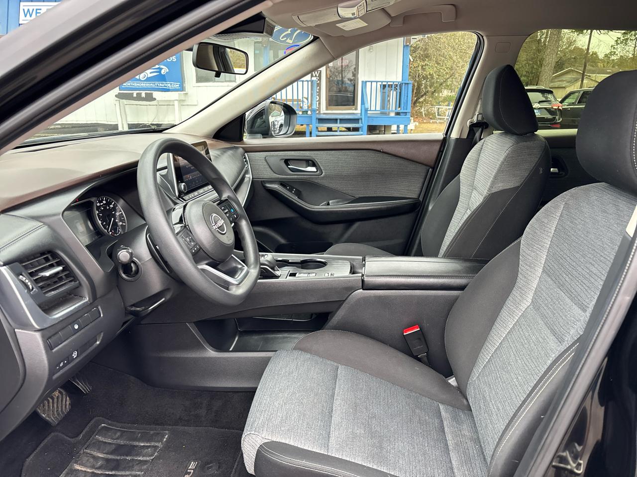 Nissan Rogue SV 2023