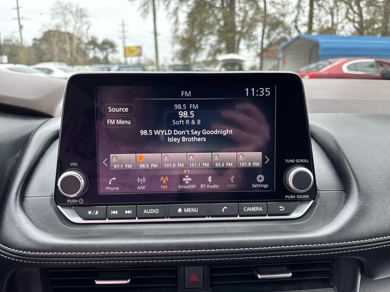 Nissan Rogue SV 2023