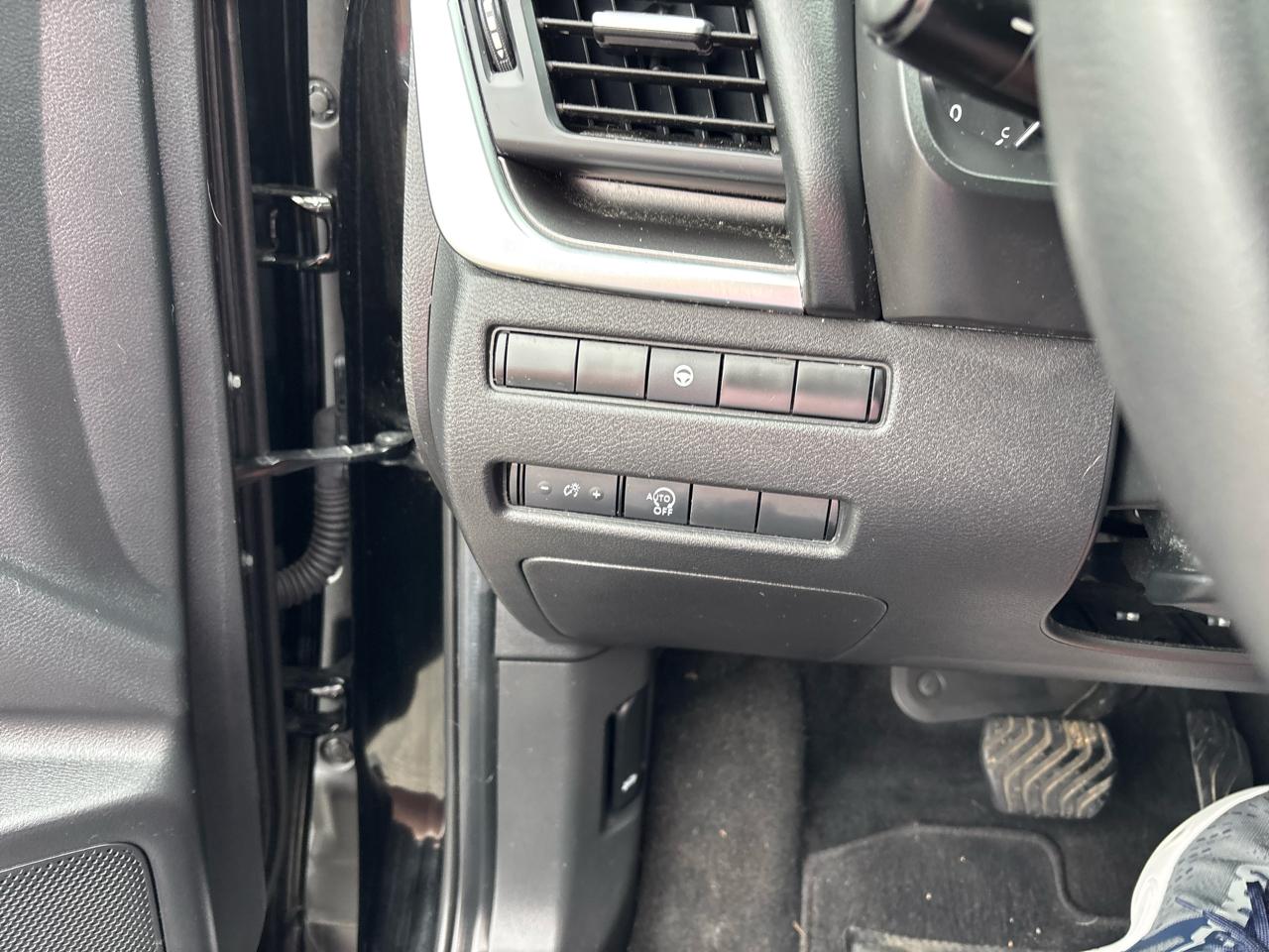 Nissan Rogue SV 2023