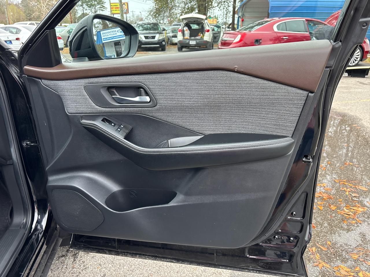 Nissan Rogue SV 2023