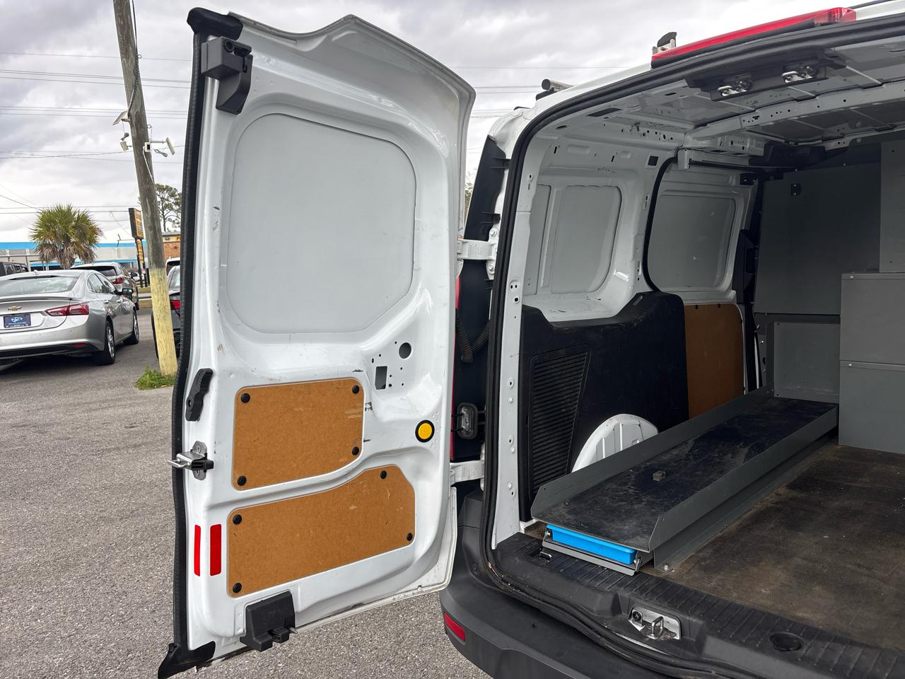 Ford Transit Connect Cargo Van XLT LWB w/Rear 180 Degree Door 2018