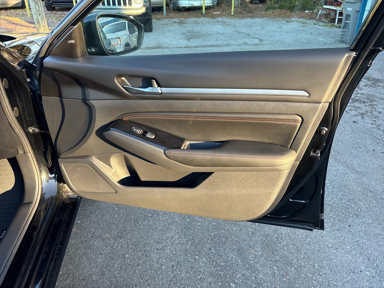 Nissan Altima 2.5 SR 2023