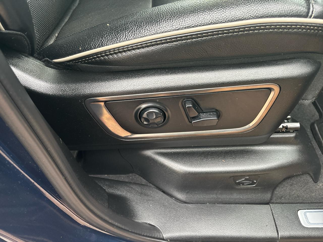 RAM 1500 Limited Crew Cab SWB 2WD 2019